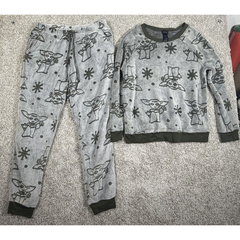 Star Wars Grogu Baby Yoda Fleece Pajama Set Gray 2 Pc Lounge Sleepwear Mens M
